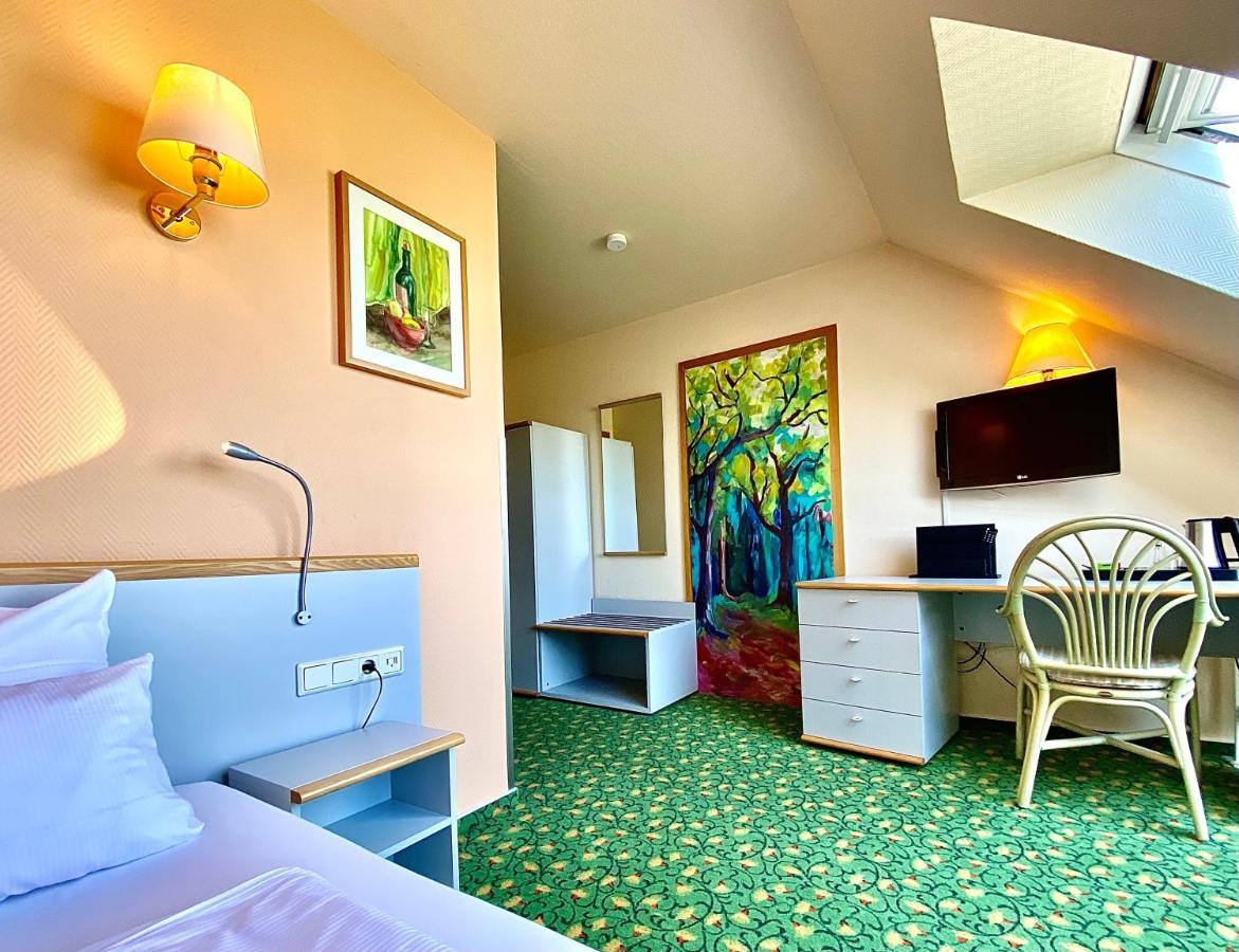 Hotel Am Mueritz-Nationalpark Waren  Ngoại thất bức ảnh