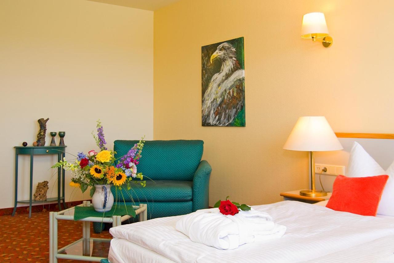 Hotel Am Mueritz-Nationalpark Waren  Ngoại thất bức ảnh